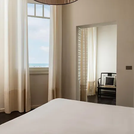 Carducci 76 Otel 4*